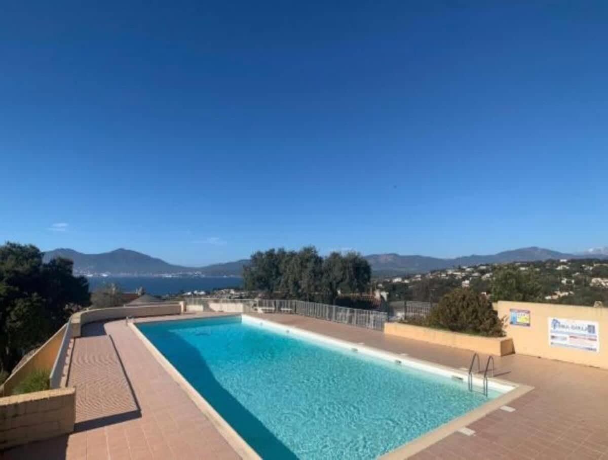 Studio Vue Mer A Porticcio Piscine Et Parking Exterior foto
